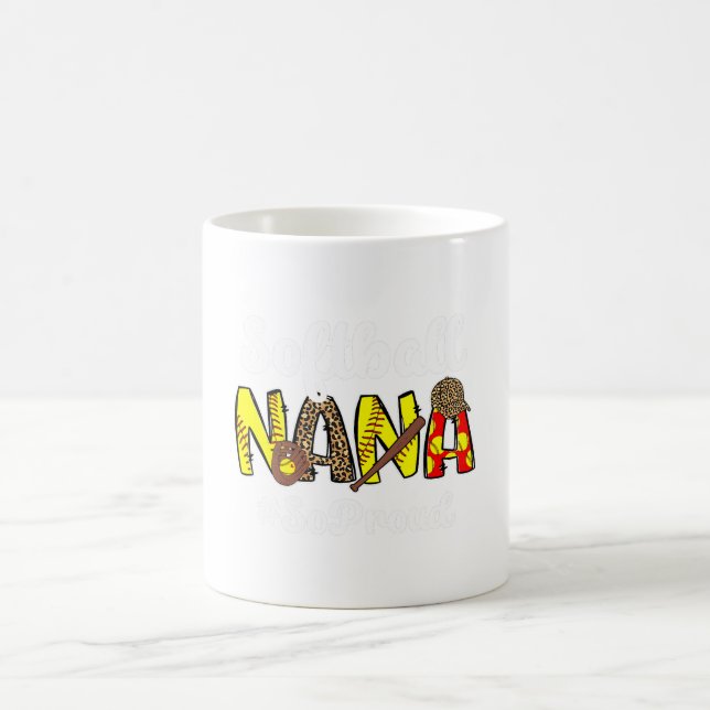 Mug Softball Nana Tellement Fière Grand-Mère Nana D'Un (Centre)