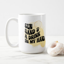 Mug Soleil, sable et boire à la main