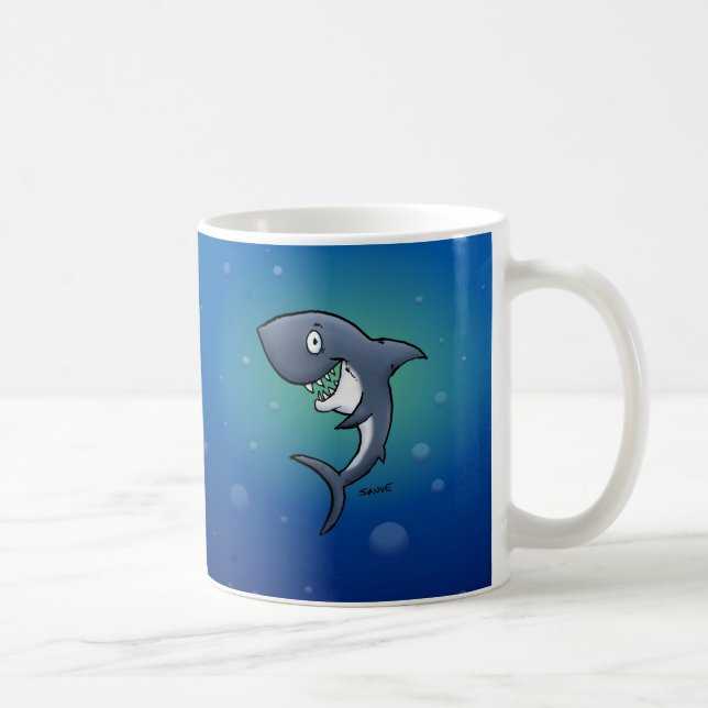 Mug Sourire un requin drôle sur un Arrière - plan bleu (Droite)
