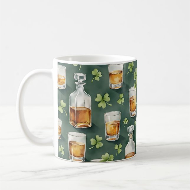 Mug St. Patrick's Day Whiskey and Shamrocks Pattern (Gauche)