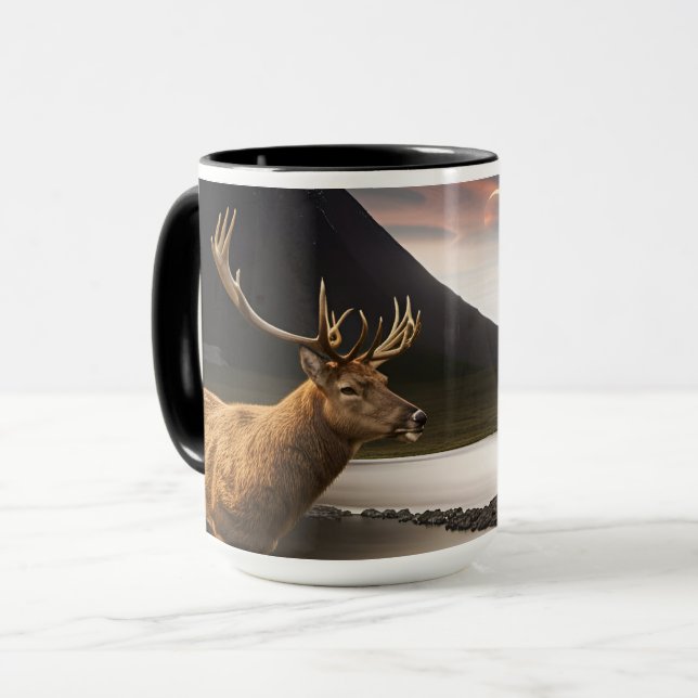 Mug Stag Scottish Highlands, Eclipsing Moon (Devant gauche)