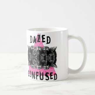 MUG STUPÉFIÉ ET CONFUS