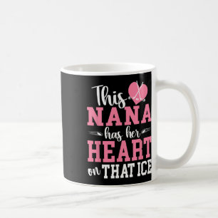 Mug Sur cette joueuse de hockey sur glace Nana grand-m