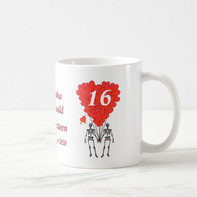 Mug Sweet sixteen de squelette gothique personnalisé (Droite)