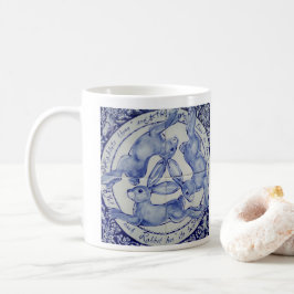 Mug Symbole de médaillon de lapins à trois lièvres ble