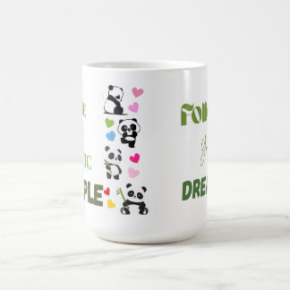 Mug T-shirt graphique avec un panda mignon et un sloga
