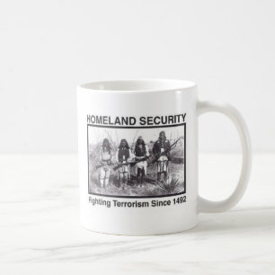 Mug T-shirts de sécurité de patrie de Natif américa