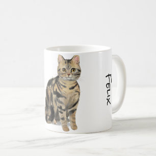 Mug Tabby Chat Brown à courte distance