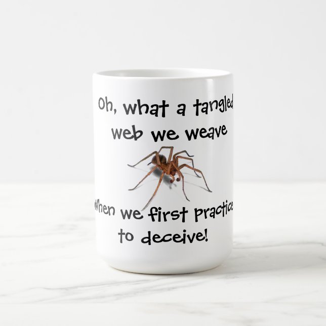MUG TANGLED WEB DE MENSONGES (Centre)