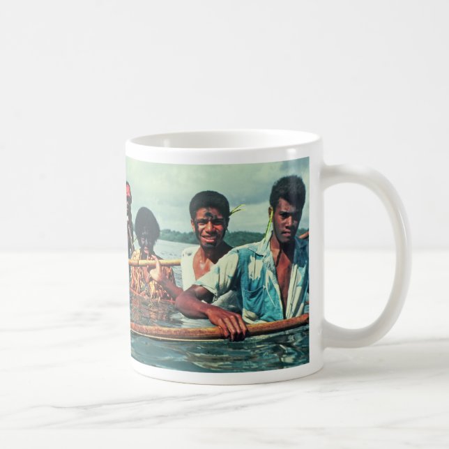 Mug Tasse, "pêchant au village de Naivuruvuru, Fidji " (Droite)