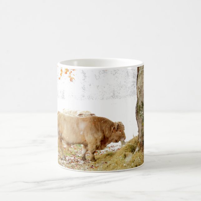Mug Taureau du charolais dans la neige (Centre)