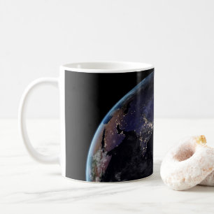 Mug Terre Pleine Montrant Les Lumières De La Ville D'A