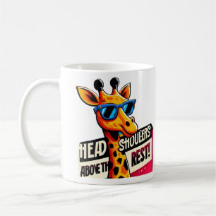Mug tête et épaules au-dessus du reste drôle girafe co