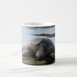 Mug Tortue se reposant sur les roches