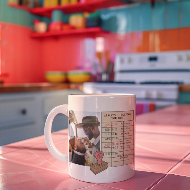 Mug Toujours en train de vous vérifier | Amour de cart (Créateur téléchargé)