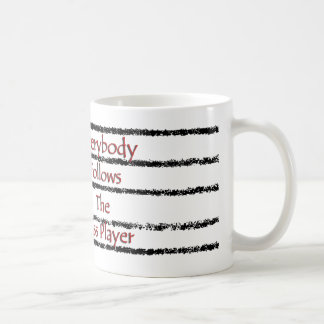 Mug Tout le monde suit le bassiste