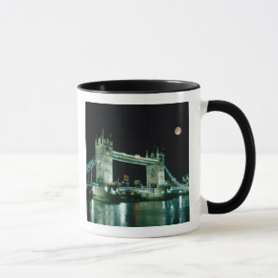 Mug Tower Bridge la nuit, Londres, Angleterre