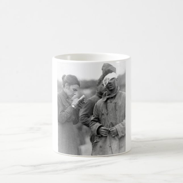 Mug Travailleur d'armée du salut écrivant un le à (Centre)