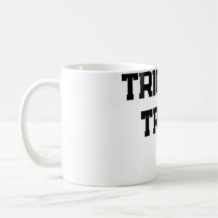 Mug Trick ou. Traiter Halloween éffrayant noir simple