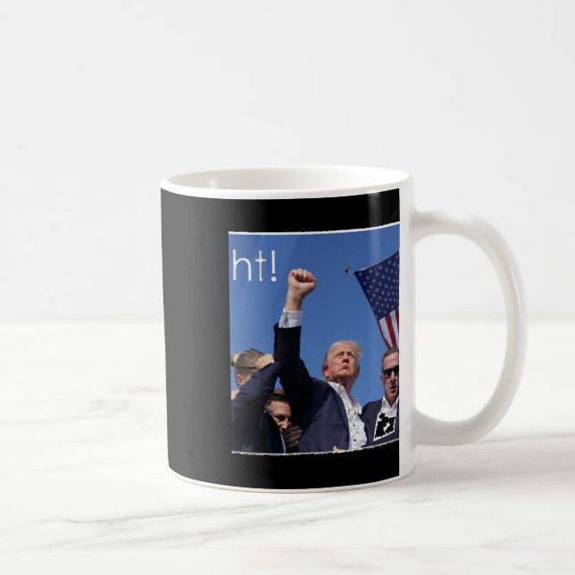 Mug Trump combat la Pennsylvanie en tirant en action (Droite)
