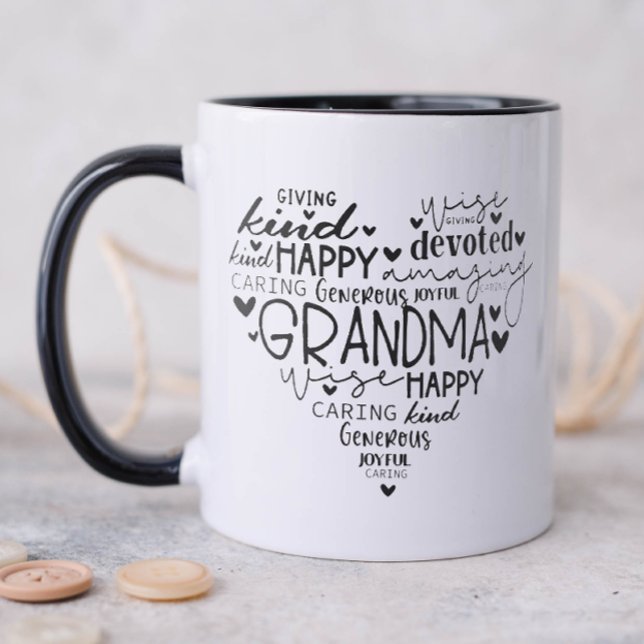 Mug Typographie Grand-mère du coeur (Grandma qualities mug)