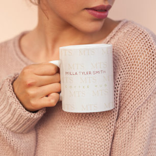 Mug typographie motif des initiales avec nom, propre