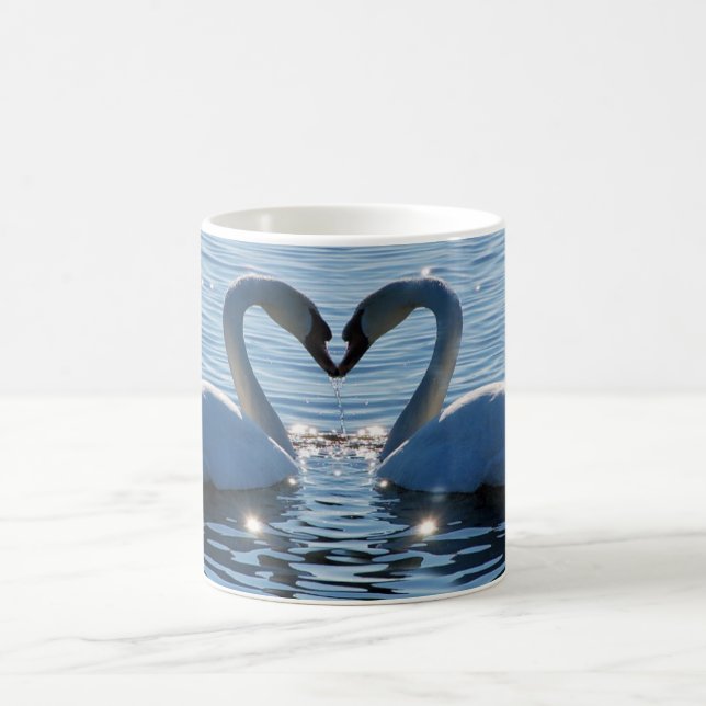 Mug Un baiser de coeur de cygne, réflexions de l'amour (Centre)