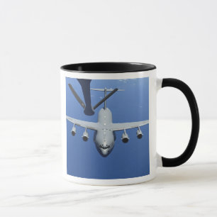 Mug Un C-17 Globemaster III approche le boom