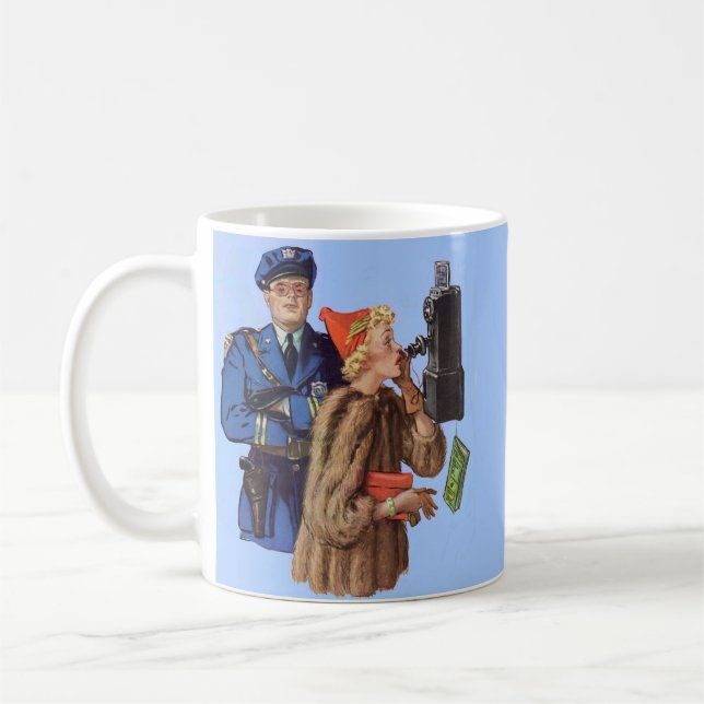 Mug Un policier de la circulation dans les années 1930 (Gauche)