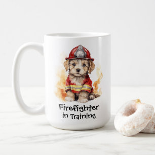 Mug Un pompier mignon en costume de chien en formation