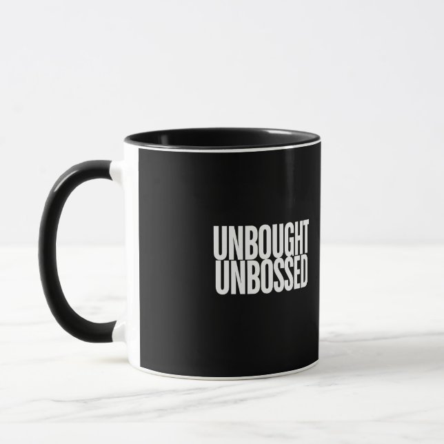 Mug Unbought Unbossed Bold Chisholm Graphic Tee (Gauche)