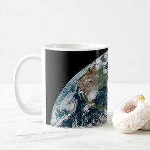 Mug Une Chaîne Perdue De Cyclones Tropicaux