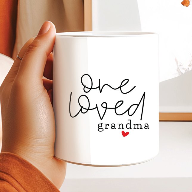 Mug Une grand-mère aimée (Créateur téléchargé)