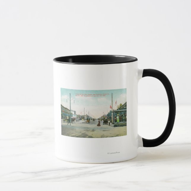 Mug Van Ness Avenue Voir un an après l'incendie de (Droite)