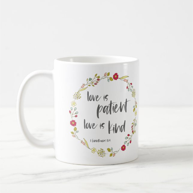 Mug Verset biblique : L'amour est patient, l'amour est (Gauche)