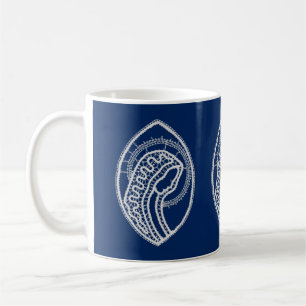 Mug Vierge Marie, dentelle blanche, bleu marine