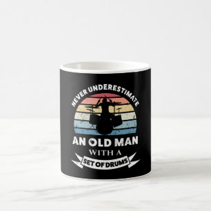 Mug Vieux homme avec un ensemble de tambours Drôle de 