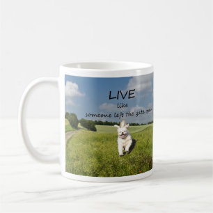 Mug "Vivant comme quelqu'un a laissé la porte" la