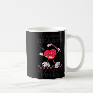 Mug Voler des cœurs comme je vole des palets drôle Sai