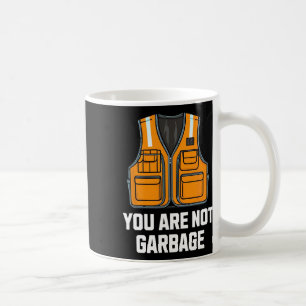 Mug Vous N'Êtes Pas Garbyge Trump Portant Un Veste