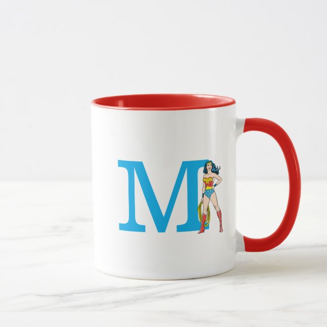 Mug Wonder Woman debout | Ajouter votre monogramme et  (Droite)