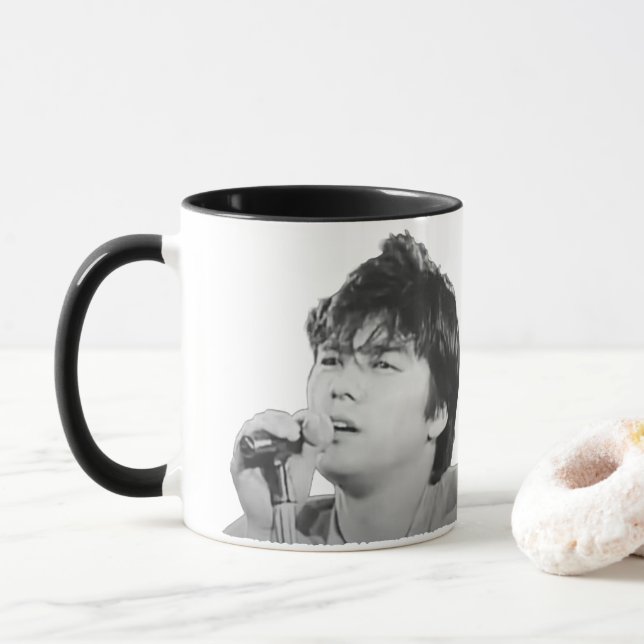 Mug Yutaka Ozaki 60e anniversaire (Avec donut)