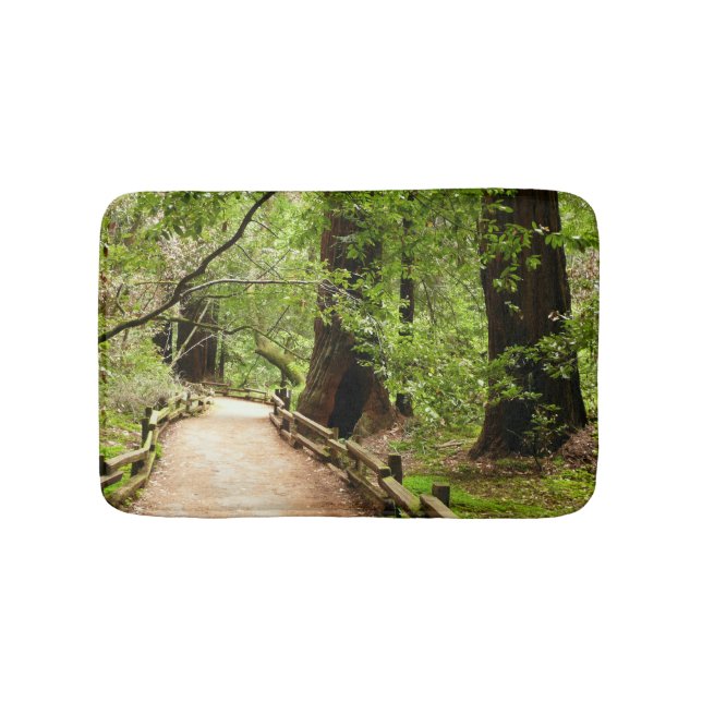 Muir Woods Path II Naturfotografie Badematte (Vorderseite)