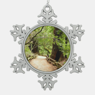 Muir Woods Pfad II Naturfotografie Schneeflocken Zinn-Ornament