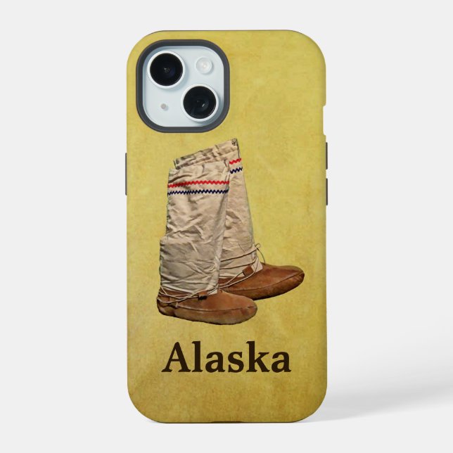 Mukluks iPhone 15 Hülle (Rückseite)