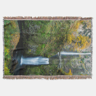 Multnomah Falls im Herbst in der Columbia Gorge Decke