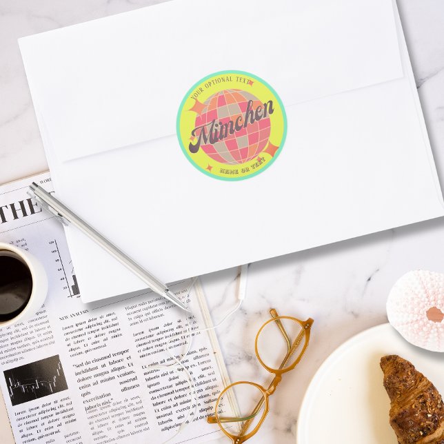 München Bayern Deutschland Retro Neongelb Runder Aufkleber (Von Creator hochgeladen)