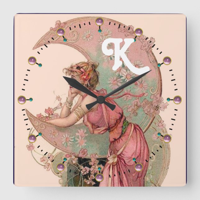MUNDLADY MIT BLUME IM PINKMONOGRAM QUADRATISCHE WANDUHR (Vorderseite)