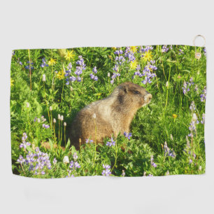 Murmeltier in Mount Rainier Wildblumen Golfhandtuch