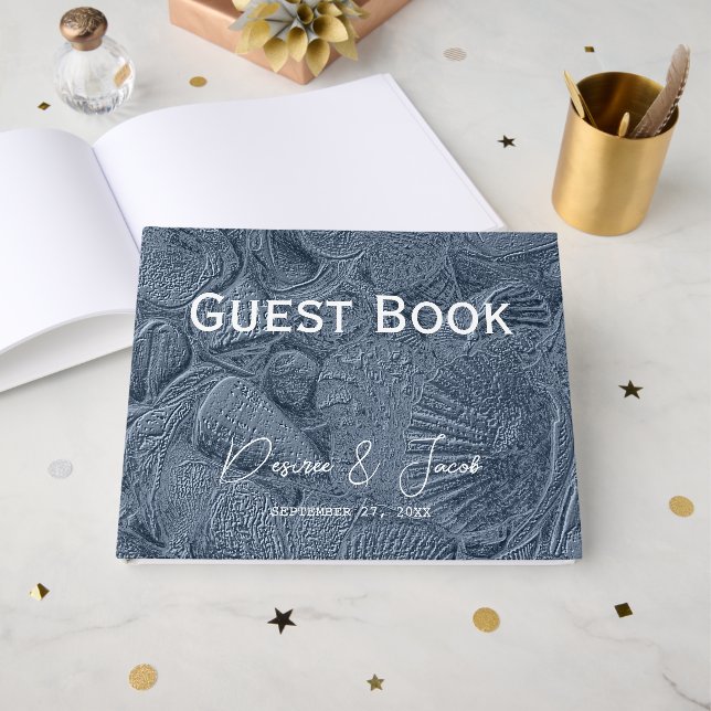 Muschel Dark Dusty Blue Moderner Küstenstrand Gästebuch (Vorderseite Offen)
